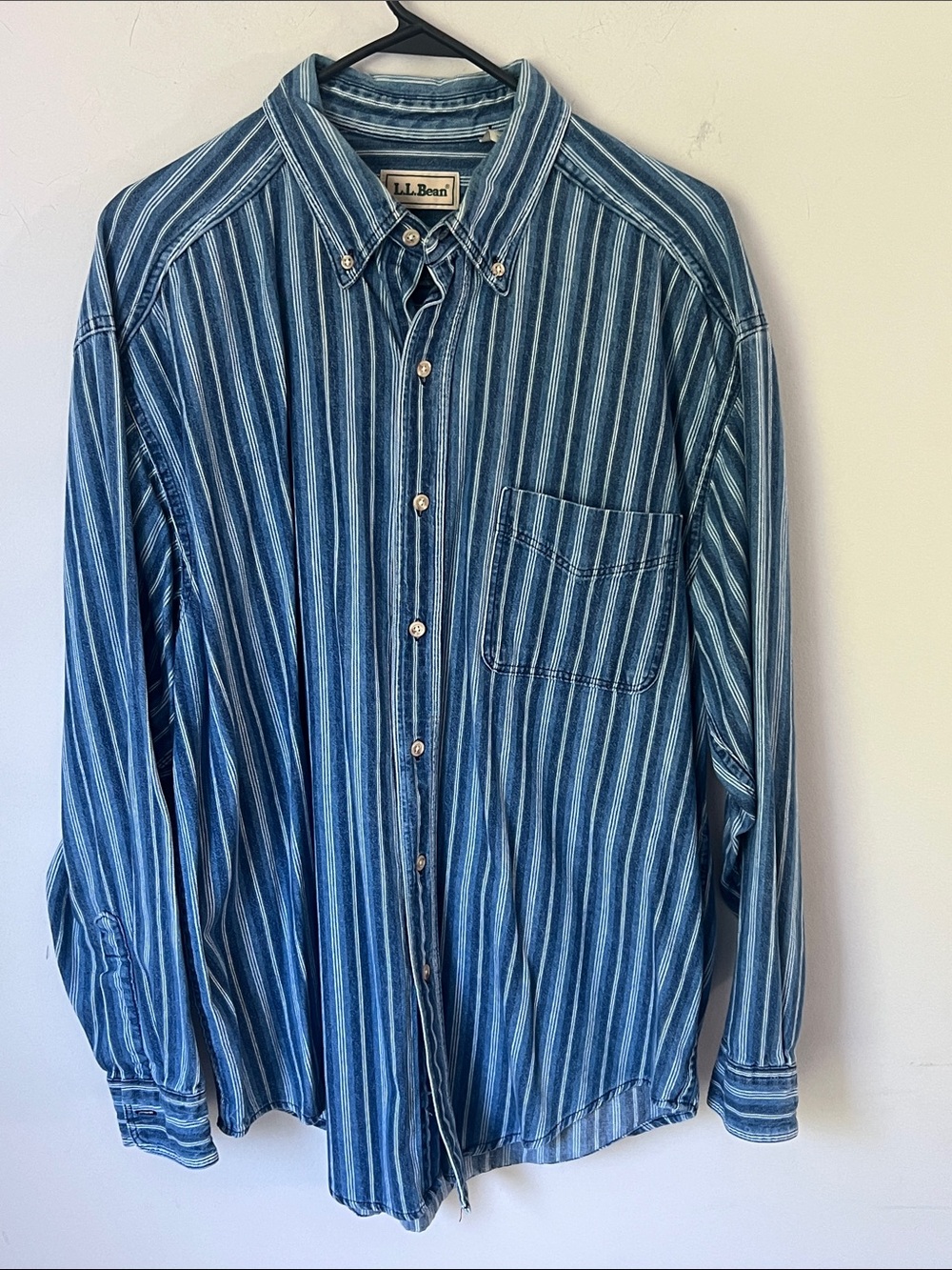Vintage USA L.L.Bean Striped Chambray Shirt L
🦋
